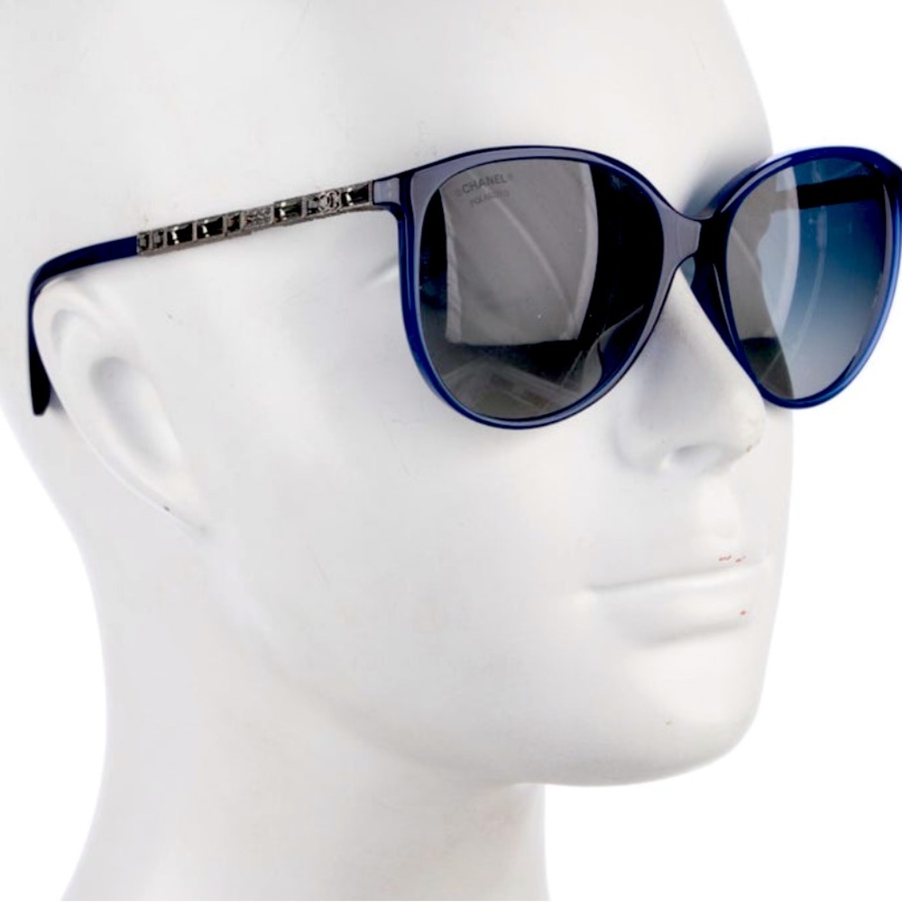 Chanel Interlocking CC Logo Wayfairer Sunglasses - Stars and Rocks Blue
